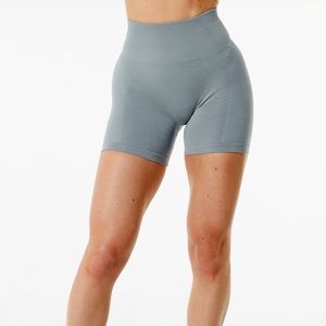 AMPLIFY SHORT 4.5"-Utility Grey-medium